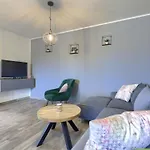 Appartamento Emili By Interhome