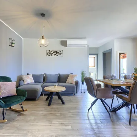 Emili By Interhome
