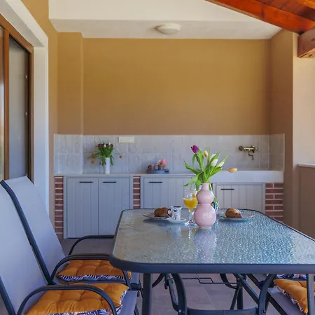 Emili By Interhome