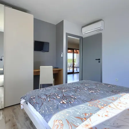 Emili By Interhome アパート