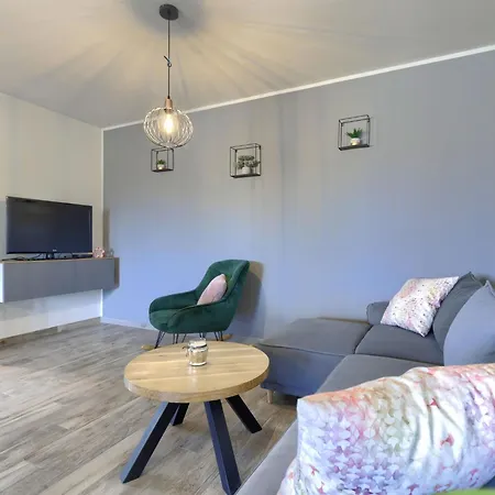 Appartement Emili By Interhome