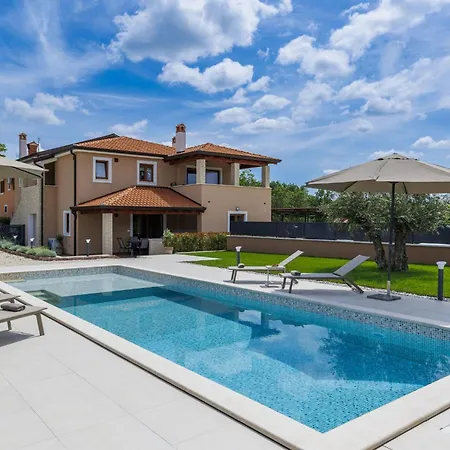 Apartamento Ana By Interhome Vižinada