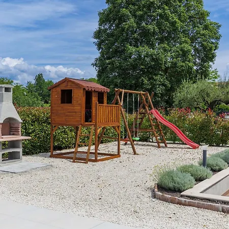Apartamento Ana By Interhome Vižinada